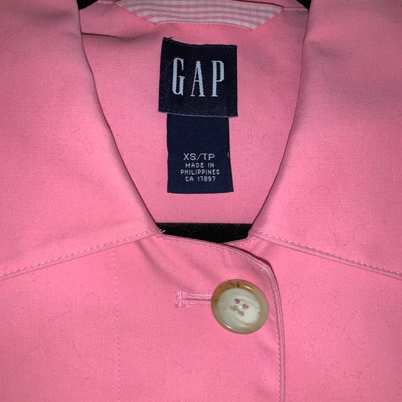 Beautiful pink GAP trench coat !! XS - Picture 2 of 5